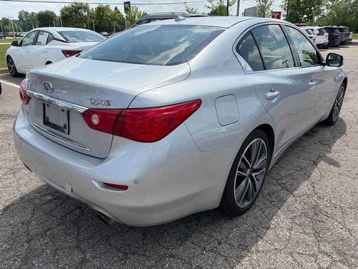 Liquid Platinum 2014 INFINITI Q50 Sport