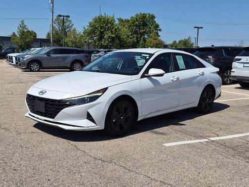 Quartz 2021 Hyundai ELANTRA SEL