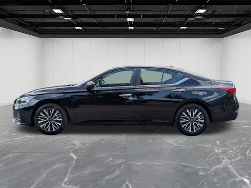 Black 2025 Nissan Altima SV