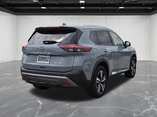 Boulder Gray 2023 Nissan Rogue SL