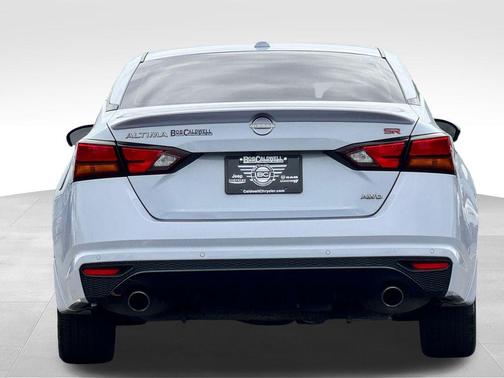 Gray 2023 Nissan Altima 2.5 SR