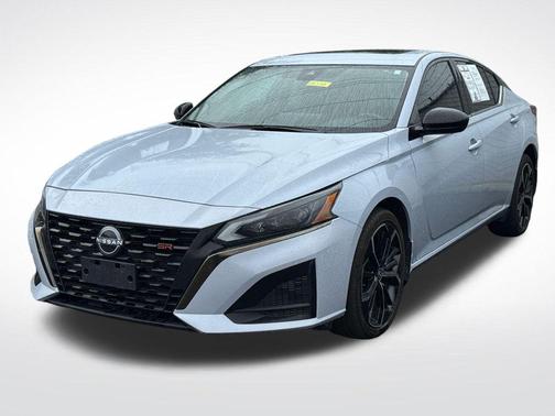 Gray 2023 Nissan Altima 2.5 SR