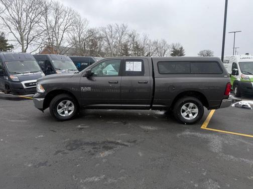 Granite Crystal Clearcoat Metallic 2019 RAM 1500 Classic SLT