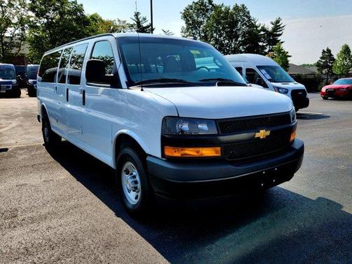 2024 Chevrolet Express 3500 LS