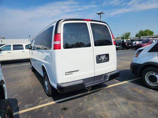 2024 Chevrolet Express 3500 LS