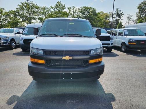 2024 Chevrolet Express 3500 LS