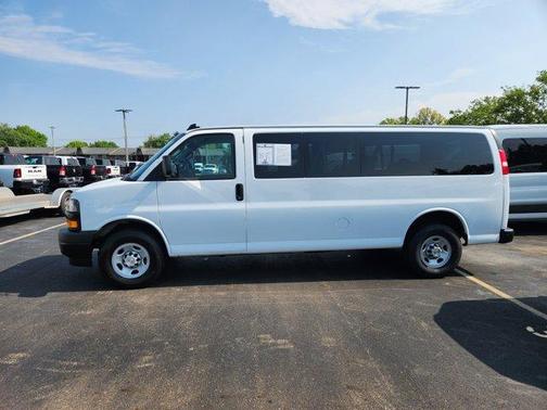 2024 Chevrolet Express 3500 LS