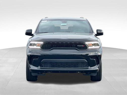 DB Black Crystal Clearcoat 2026 Dodge Durango GT