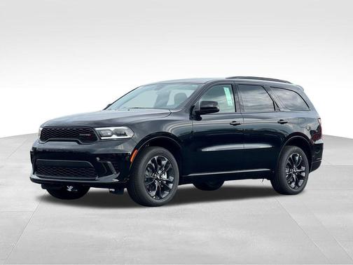 DB Black Crystal Clearcoat 2026 Dodge Durango GT