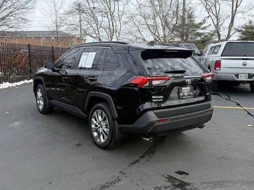 2024 Toyota RAV4 XLE Premium