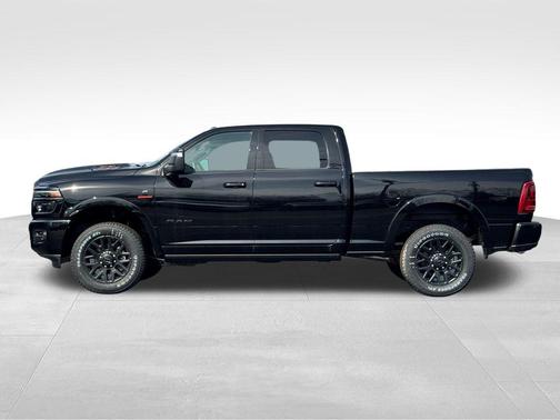 Diamond Black 2026 RAM 3500 Limited