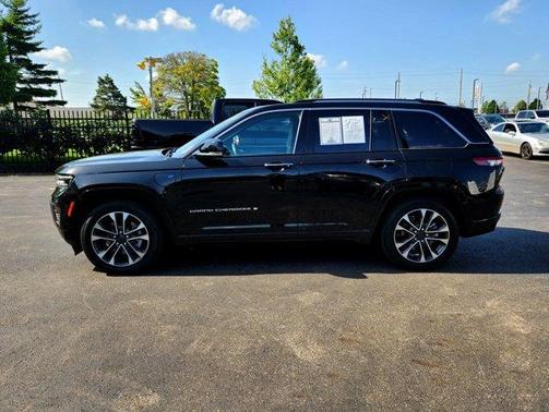 2023 Jeep Grand Cherokee 4xe Overland