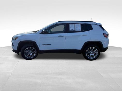 2023 Jeep Compass Latitude Lux