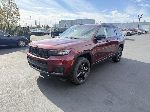 2025 Jeep Grand Cherokee L Laredo