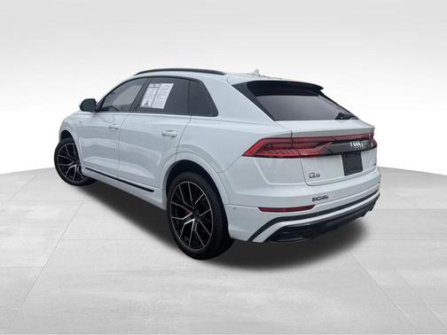 2021 Audi Q8 55 Prestige