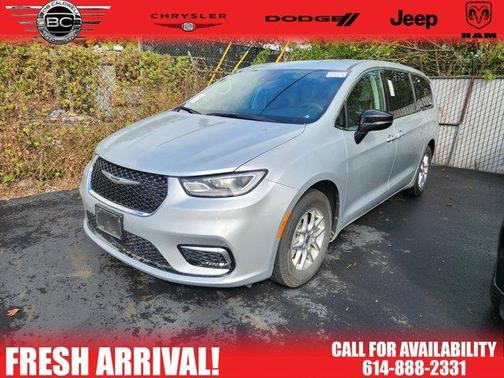 2024 Chrysler Pacifica Touring-L