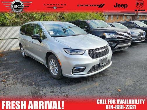 2024 Chrysler Pacifica Touring-L