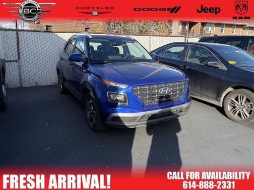 2022 Hyundai VENUE SEL