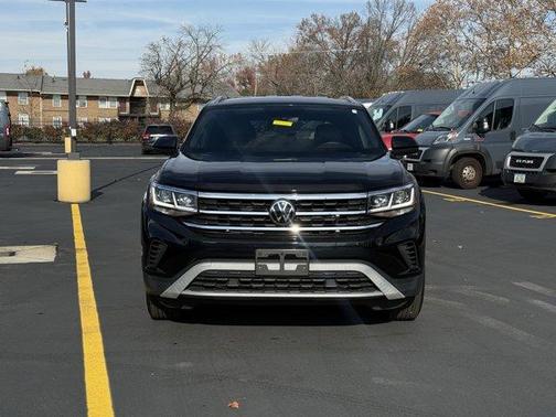 2023 Volkswagen Atlas Cross Sport 2.0T SE