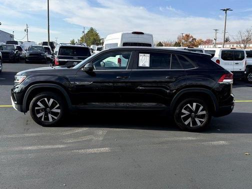 2023 Volkswagen Atlas Cross Sport 2.0T SE