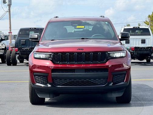 Velvet Red Pearlcoat 2023 Jeep Grand Cherokee L Laredo