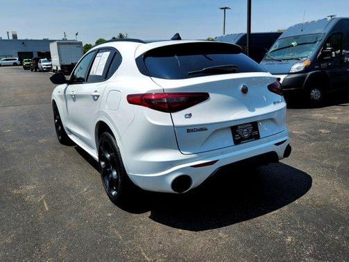 2023 Alfa Romeo Stelvio Veloce