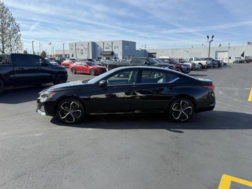 2024 Nissan Altima 2.5 SR