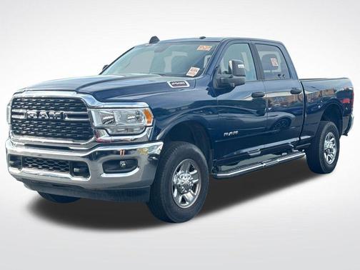 Patriot Blue Pearlcoat 2024 RAM 2500 Big Horn