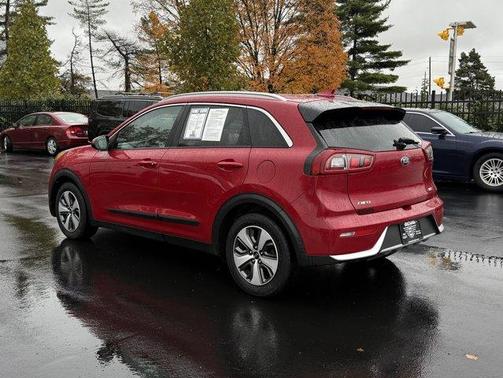 2017 Kia Niro LX