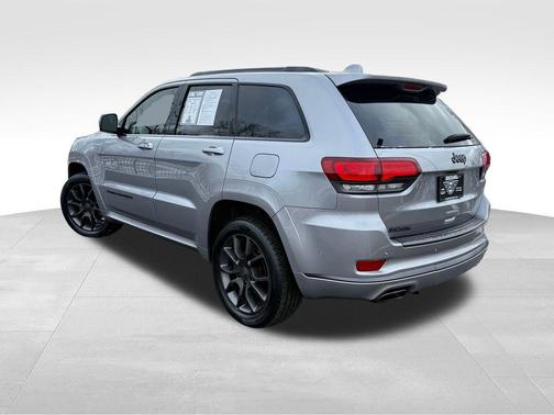 2020 Jeep Grand Cherokee Overland