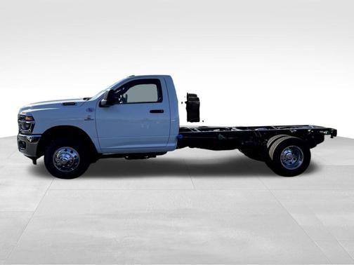 2026 RAM 3500 Tradesman/Big Horn