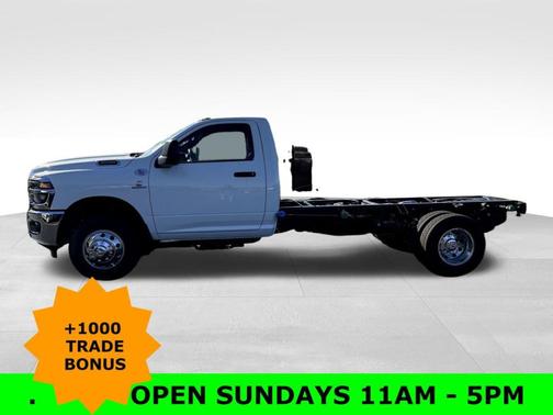 2026 RAM 3500 Tradesman/Big Horn