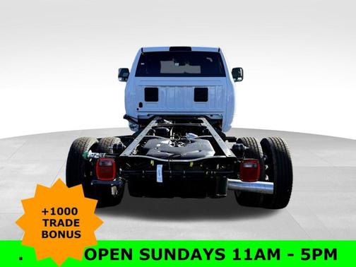 2026 RAM 3500 Tradesman/Big Horn