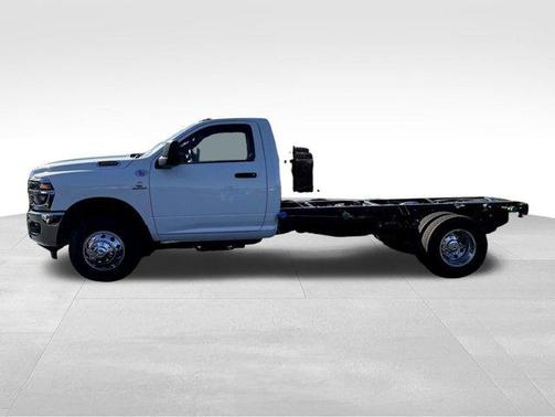 2026 RAM 3500 Tradesman/Big Horn
