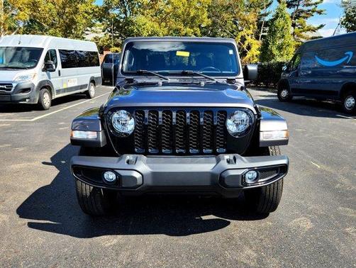 2022 Jeep Gladiator Sport