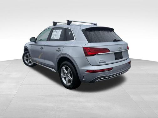 2023 Audi Q5 40 Premium