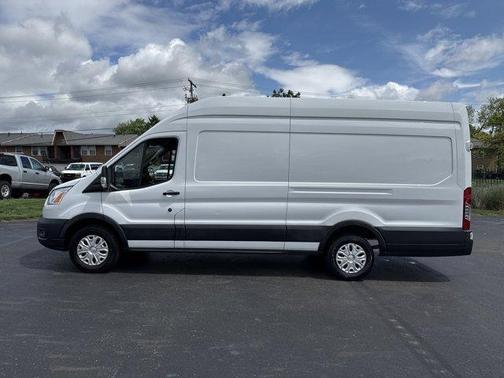 2022 Ford Transit-350 Base