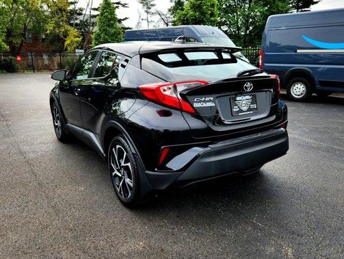 2021 Toyota C-HR XLE