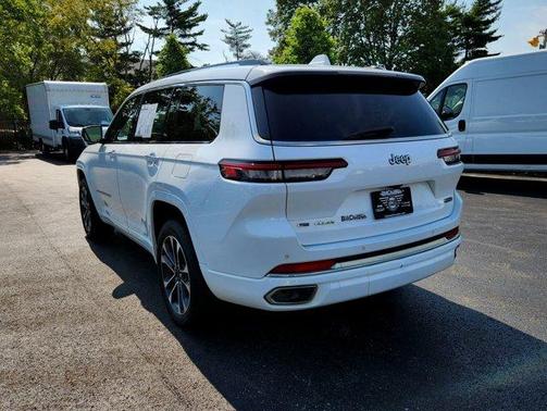 2022 Jeep Grand Cherokee L Overland