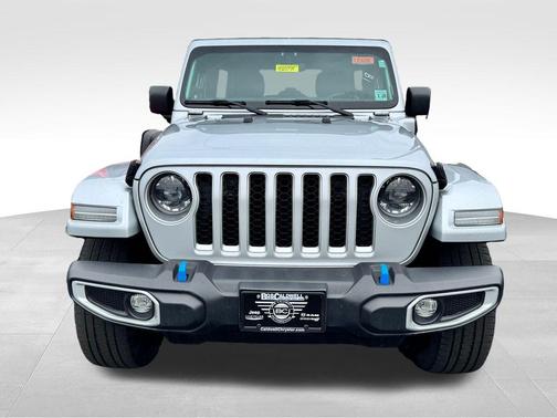 Silver Zynith Clearcoat 2023 Jeep Wrangler 4xe Sahara