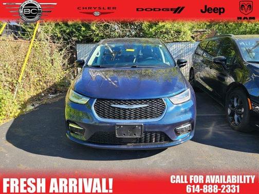 2024 Chrysler Pacifica Hybrid Select