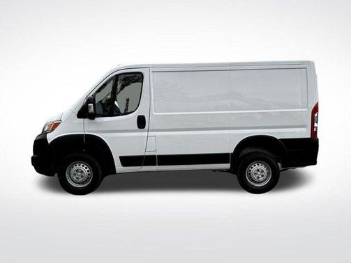 2026 RAM ProMaster 1500 Low Roof