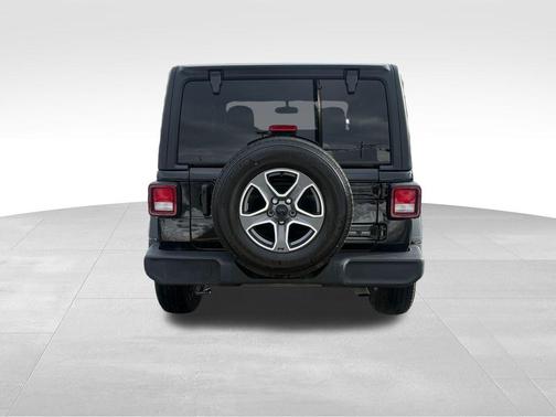 2022 Jeep Wrangler Sport