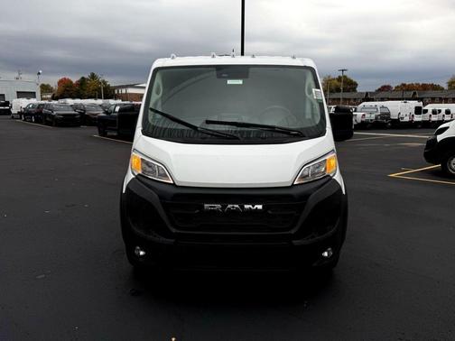 2026 RAM ProMaster 1500 Low Roof