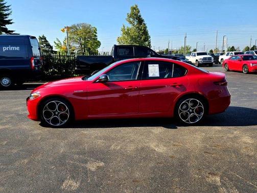2022 Alfa Romeo Giulia Veloce