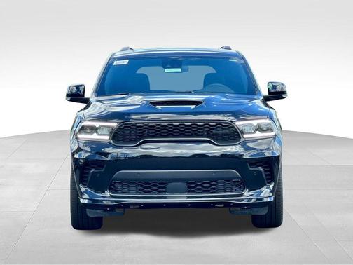 DB Black Crystal Clearcoat 2026 Dodge Durango GT Premium HEMI V8