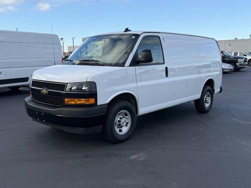 2024 Chevrolet Express 2500 Work Van