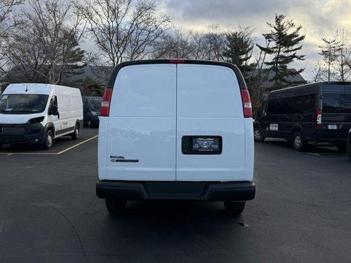 2024 Chevrolet Express 2500 Work Van
