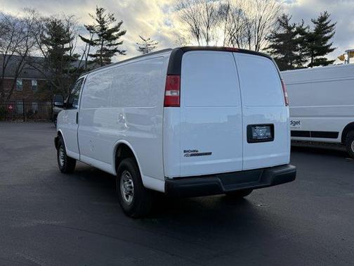 2024 Chevrolet Express 2500 Work Van