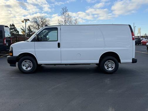 2024 Chevrolet Express 2500 Work Van